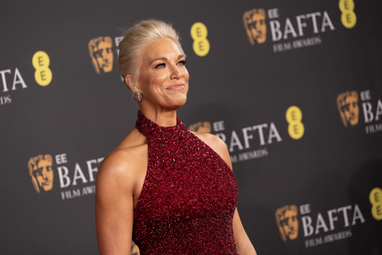 Hannah Waddingham Altura: Tudo Sobre Sua Estatura e Presença